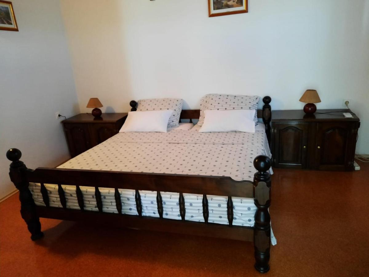 Apartment Baratula Μούρτερ Εξωτερικό φωτογραφία